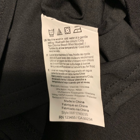 IMNYC black dress in size large.  Never worn - Picture 9 of 9